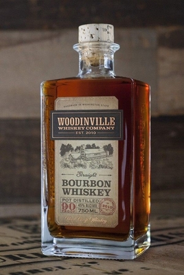 Buy 750ml Empty Glass Bottle ,Bourbon, Whiskey Customized online manufacture