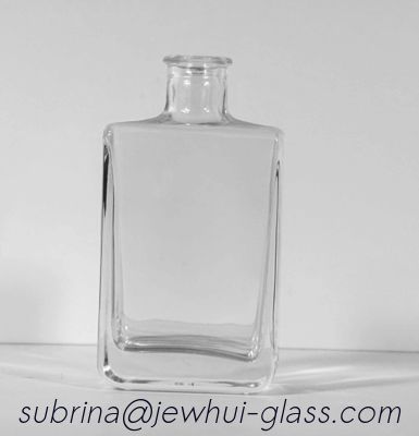 Buy 200ml Gin or  Vodka Liquor Gin Rum Tequila Glass Bottle With Vinlock Glass Closures online manufacture