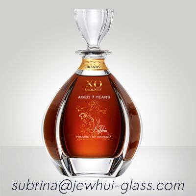 Buy Clear Empty  XO, brandy ,  Vodka Liquor Gin Rum Tequila Whisky Brandy Spirit Glass Bottle With Solid Glass Stoppers online manufacture