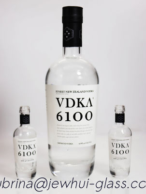Buy 750ml VDKA 6100 VODKA GLASS BOTTLE, SUPER FLINT, PAPER LABEL DECORTION, New Zealand Vokda online manufacture