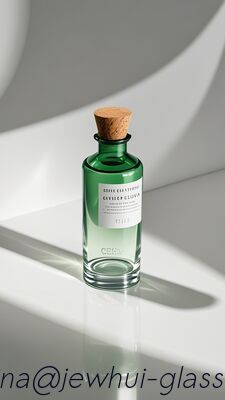 Good price Classic Gin Glass Bottle Perfect for Artisan Distillers and Beverage Exporters Featuring Thick Glass and Elegant Finish online
