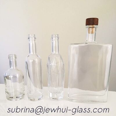 Good price Classic Gin Glass Bottle Perfect for Artisan Distillers and Beverage Exporters Featuring Thick Glass and Elegant Finish online