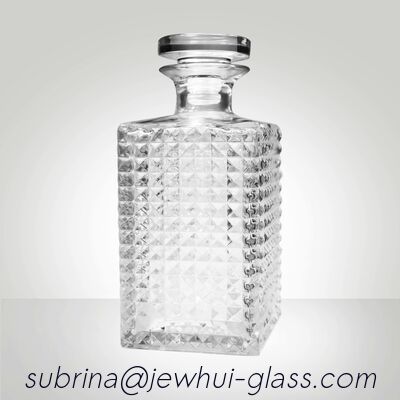 Buy Super Flint Diamond Cut Glass Decanter ,  XO, brandy ,  Vodka Liquor Gin Rum Tequila Whisky Brandy Spirit Glass Bottle With Solid Glass Stoppers online manufacture