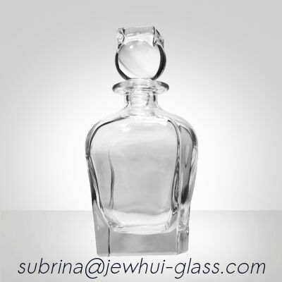 Buy Super Flint Diamond Cut Glass Decanter ,  XO, brandy ,  Vodka Liquor Gin Rum Tequila Whisky Brandy Spirit Glass Bottle With Solid Glass Stoppers online manufacture
