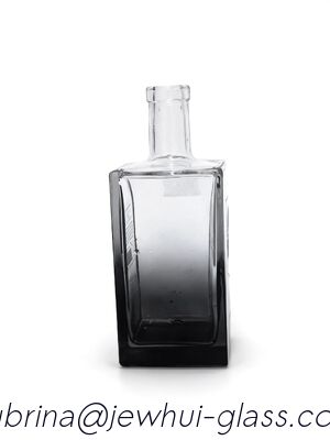 Quality 700ML QUBIC GLASS BOTTLE factory