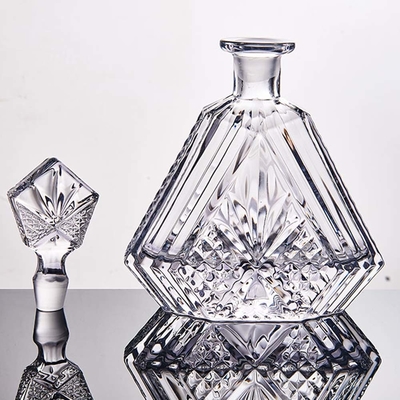 Buy 500ml 700ml Unique Whiskey Decanter FDA ISO 9001 With Glass Stopper online manufacture