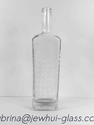 Good price 750 ml Clear Glass Long Neck Rectangular Michigan Liquor Bottle 21.5 mm Bar Top Neck Finish online
