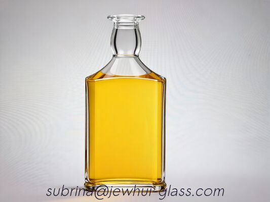 Good price 750ml    Bourbon , Rum , whiskey Premium Clear Whiskey Glass Bottle online